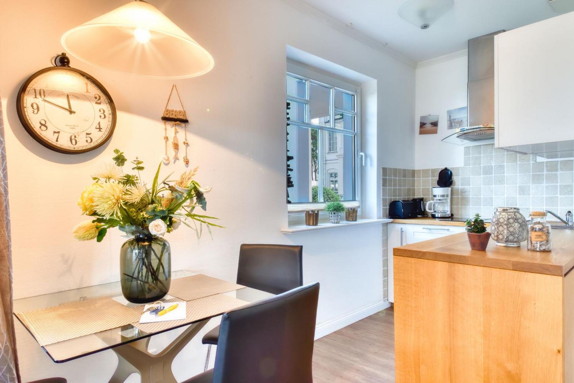 Ferienwohnung "Sonnendeck" In Der Villa Seeadler Binz Ngoại thất bức ảnh