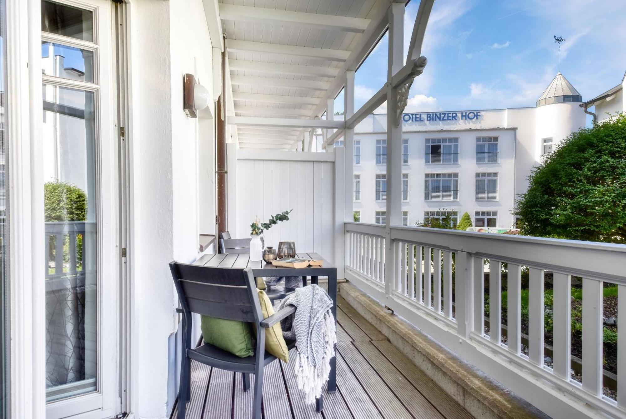 Ferienwohnung "Sonnendeck" In Der Villa Seeadler Binz Ngoại thất bức ảnh